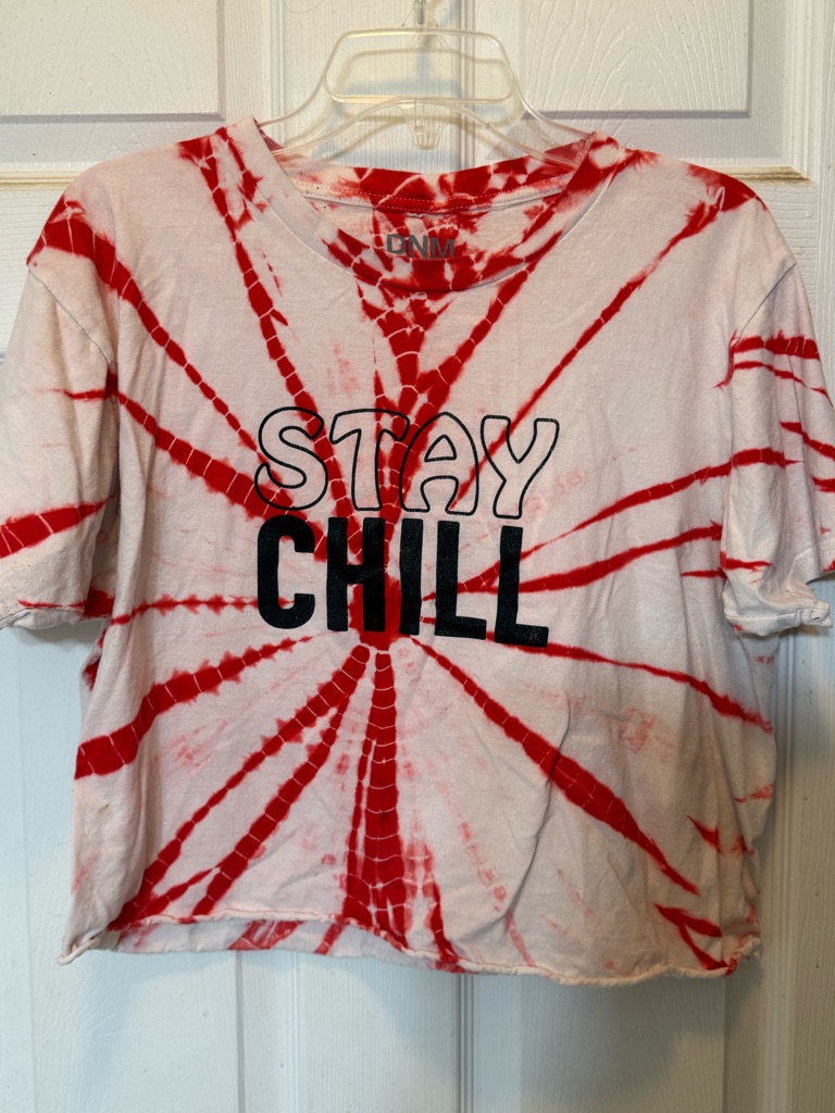 Stay Chill Crop Top Tie-Dye Tee - Red